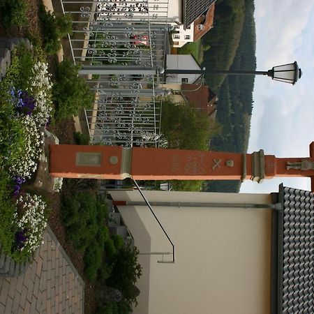 Hotel Zur Krone Birresborn Екстериор снимка